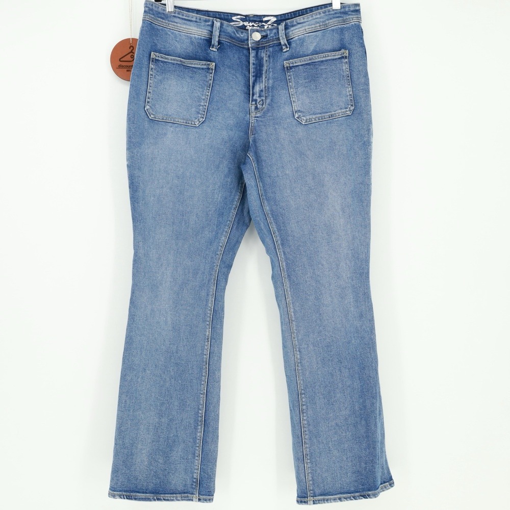 Seven7 Boot Jean With Front Patch Pockets Rhinest… - image 1